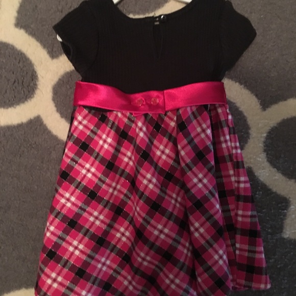 Dress size 18m - Picture 2 of 2